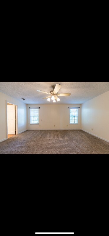 Foto del edificio - 6065 Val Del Rd