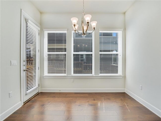 Foto del edificio - 2704 Zach Scott St