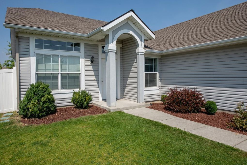 3635 W Linneatus Dr, Coeur d'Alene, ID 83815 House for Rent in Coeur