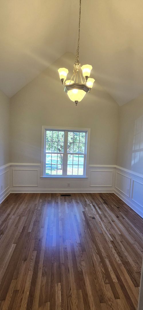Foto del edificio - Beautiful 4 bedroom 3.5 bath near Clemmons