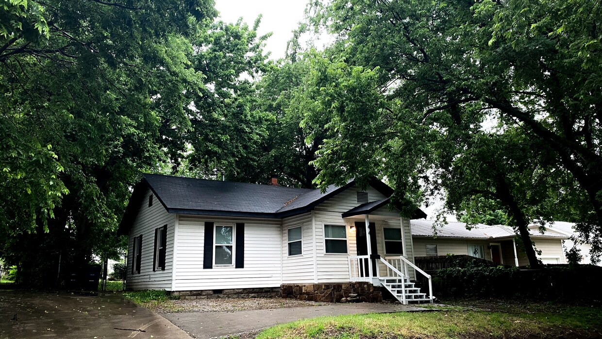 44 S Florence Ave, Tulsa, OK 74104 House for Rent in Tulsa, OK