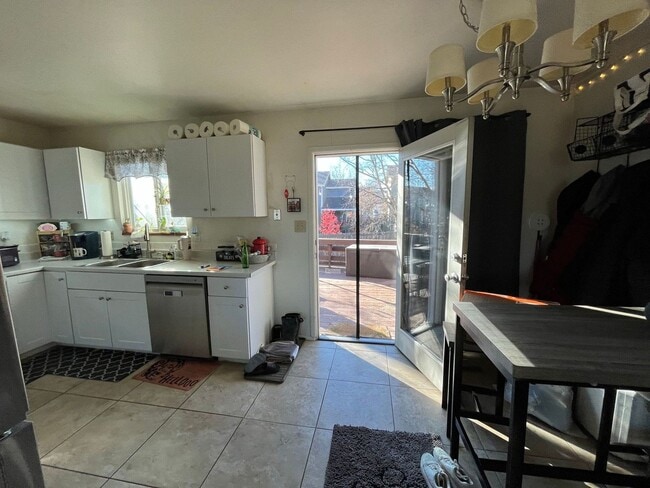 Building Photo - Cute Home in West Fort Collins