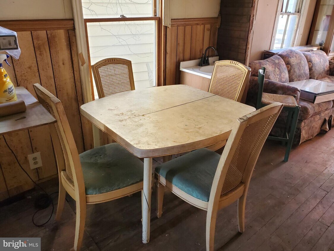 919 Maryland Ave, Cumberland, MD 21502 House Rental in Cumberland, MD