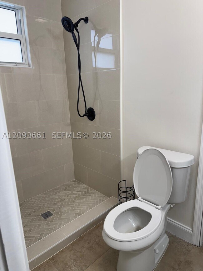 Foto del edificio - 1129 SW 10th St