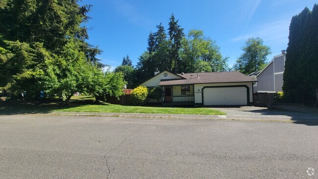 Building Photo - 2832 176th St SE