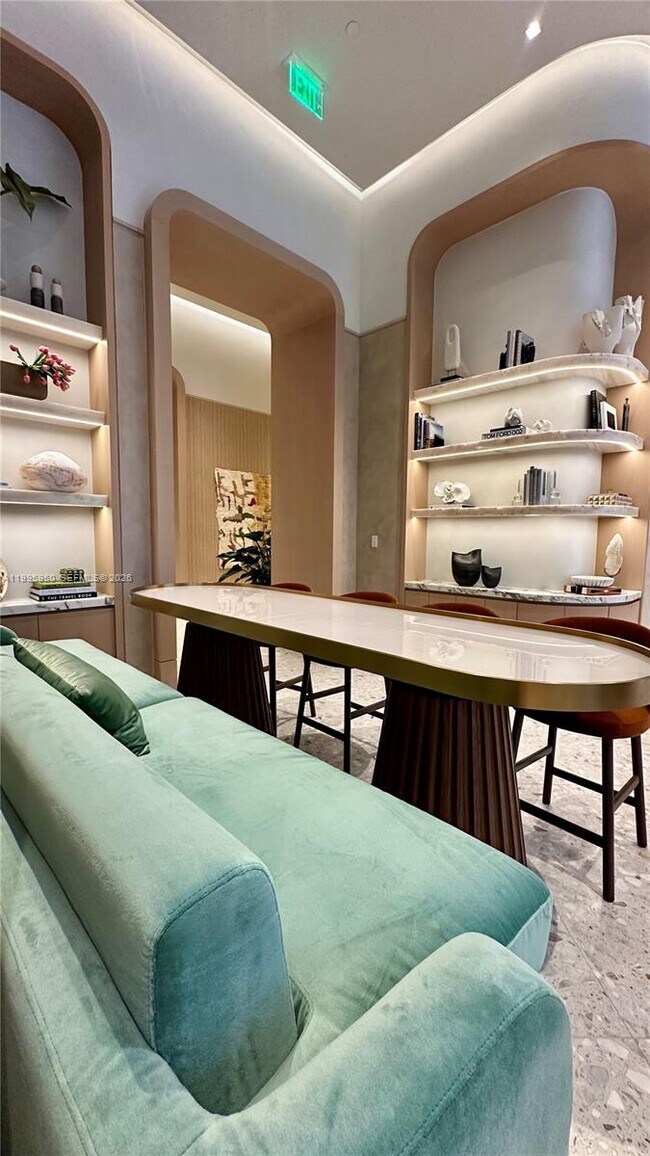 Foto del edificio - 77 SE 5th St