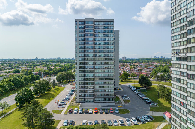 Building Photo - The Ambassadors III