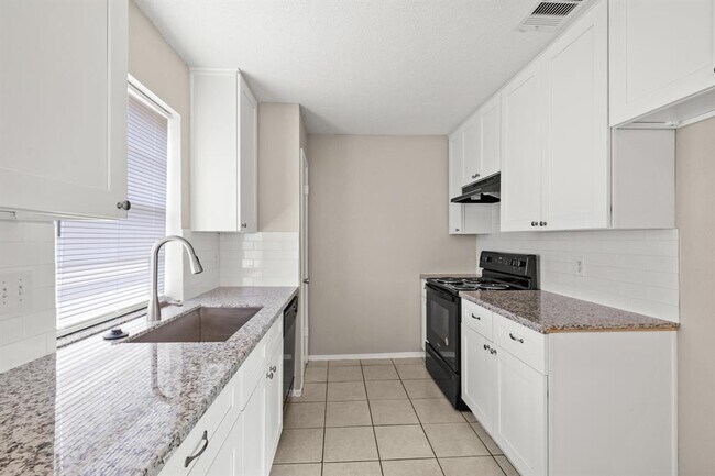 Foto del edificio - 17818 Morrisway Ct