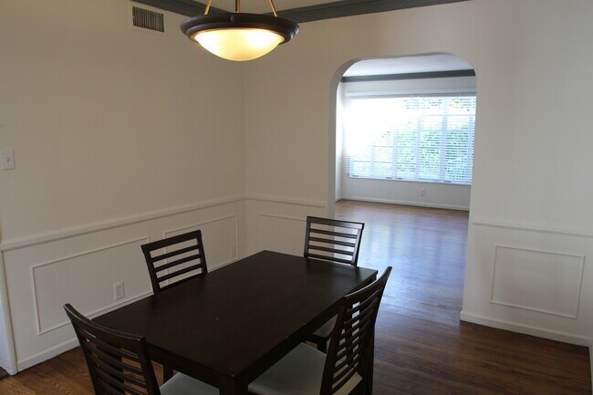 Building Photo - 8737 Gregory Way