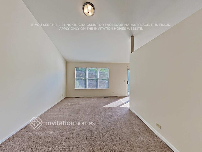 Building Photo - 1120 Stonebridge Ct