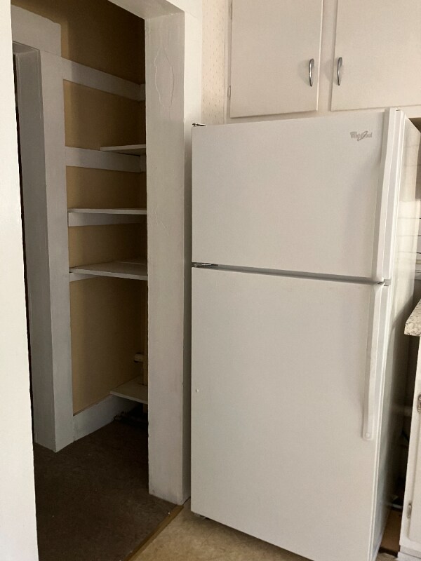 112 E Genesee St Unit 2W, Auburn, NY 13021 Room for Rent in Auburn