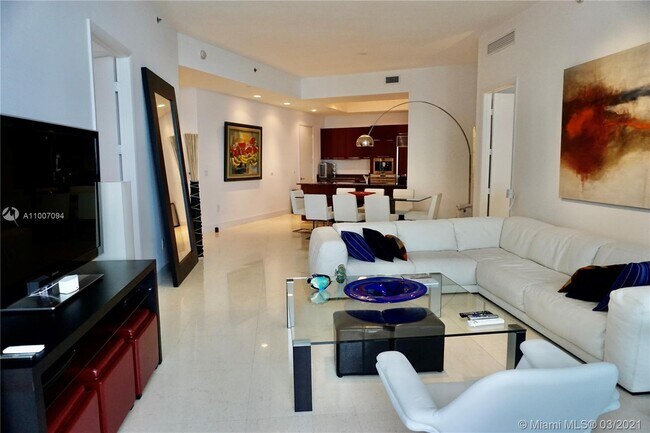 Foto del edificio - 16001 Collins Ave