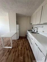 Building Photo - 711 Kamuela Ave