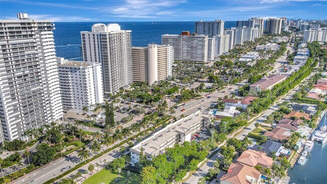 Foto del edificio - 4143 N Ocean Blvd