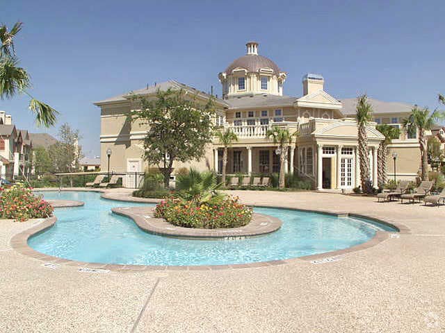 Building Photo - Landing at Round Rock