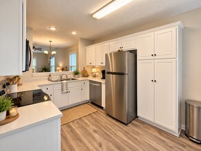 Building Photo - 416 Andover Dr