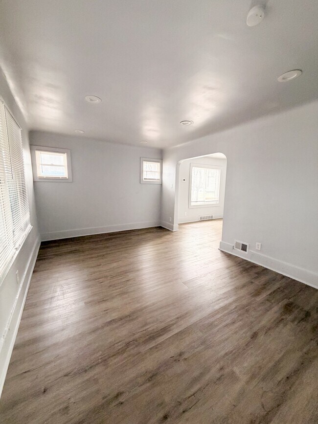 Foto del edificio - 15327 Cheyenne St