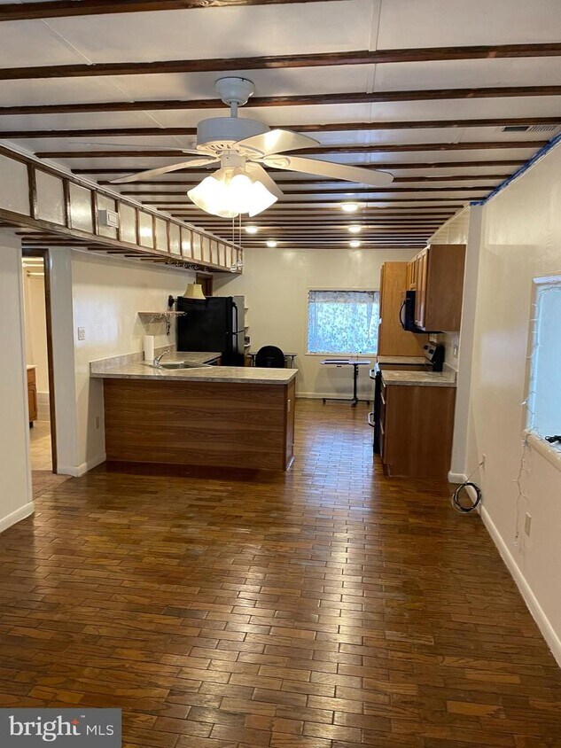 7231 Ridgeway Dr, Manassas, VA 20112 House Rental in Manassas, VA