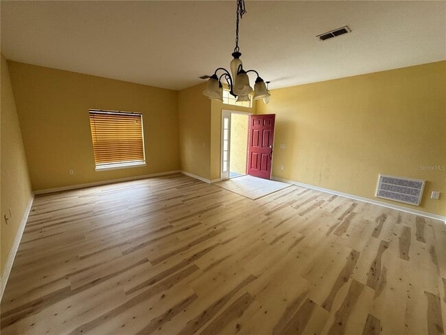 Foto del edificio - 1008 Hacienda Cir