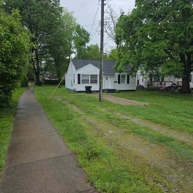Foto del edificio - 525 Inverness Ave