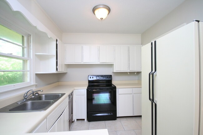 Foto del edificio - 407 Warner St NW