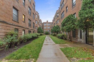 Building Photo - 1361 W Estes Ave