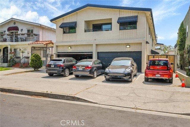 Foto del edificio - 612 N Sycamore Ave