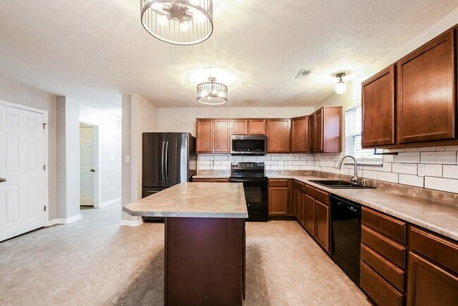 Building Photo - 1365 West Crystal Drive
