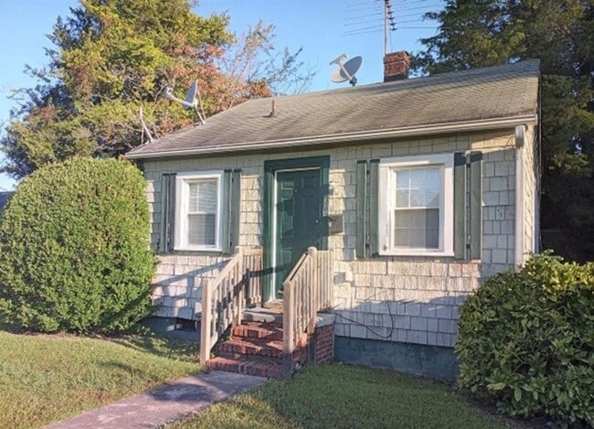 Building Photo - 1 bedroom/1 bathroom- Penniman Road
