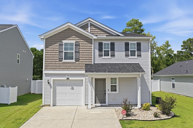 Building Photo - 7047 Woodline Dr SW