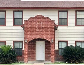 Building Photo - 4246 Dorel Dr