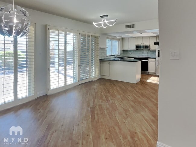 Building Photo - 4547 E San Gabriel Ave