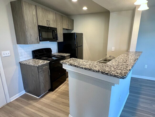 Building Photo - The Madison - Downtown Waco