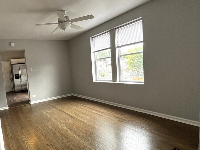 Foto del edificio - 1801 N Lotus Ave