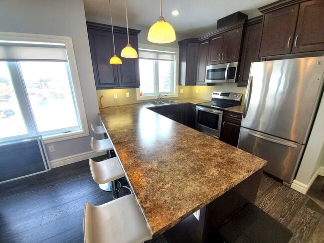 Photo du bâtiment - 930 10 St