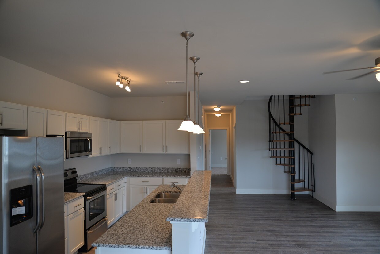 The Pointe at Five Oaks Apartments Lebanon, TN