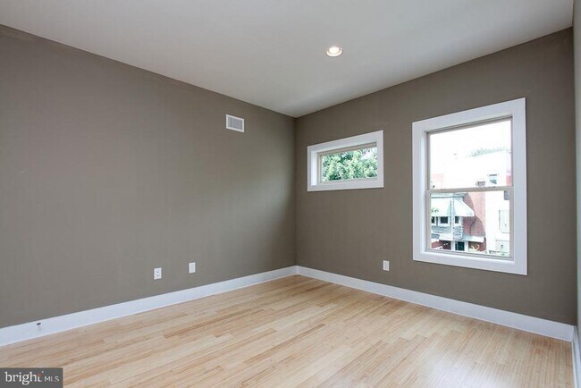 Foto del edificio - Fishtown Townhome
