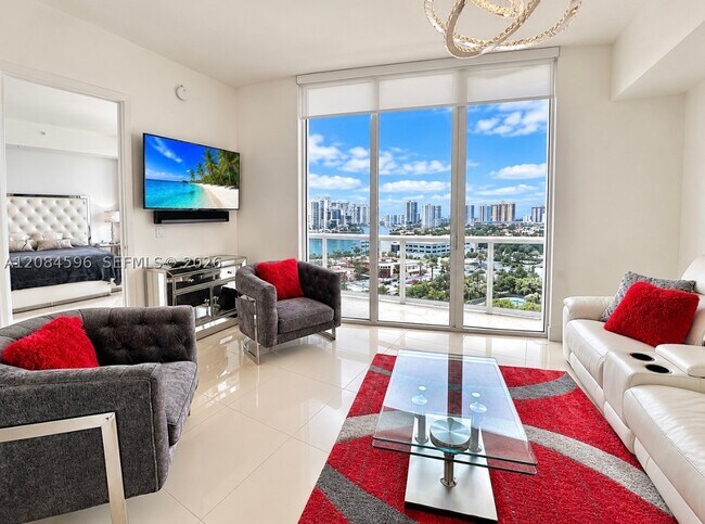Foto del edificio - 18101 Collins Ave