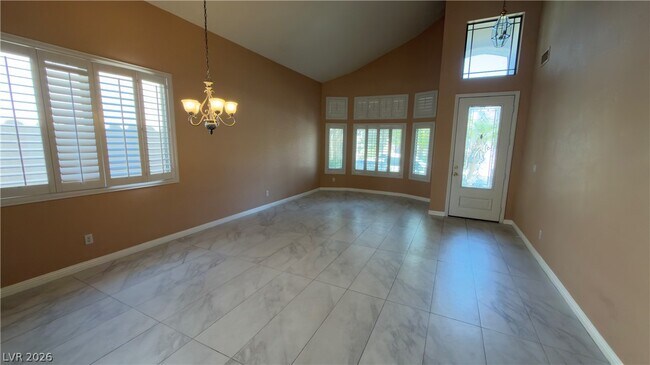 Foto del edificio - 10619 Sunwind Ave