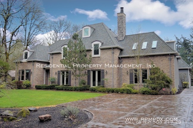 Foto del edificio - 12120 SW Breyman Ave