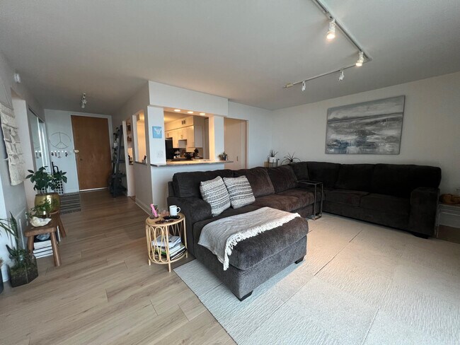 Foto del edificio - 6007 N Sheridan Rd