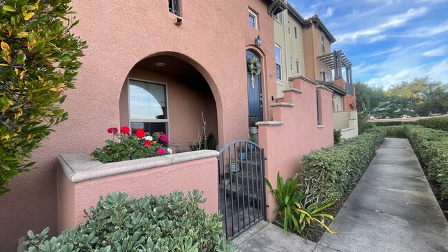 Foto del edificio - Charming San Marcos Townhome