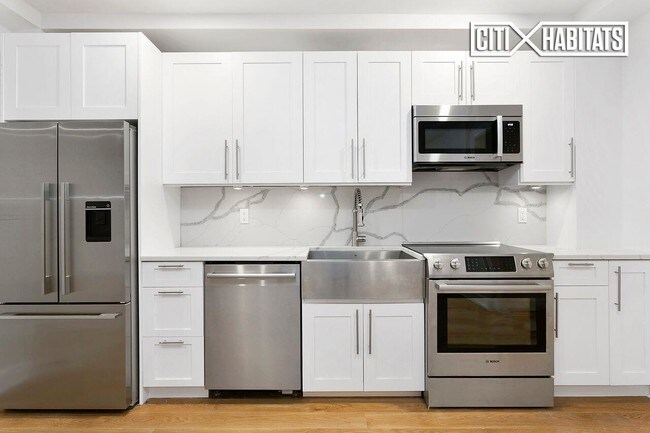 Foto del edificio - 160 E 48th St