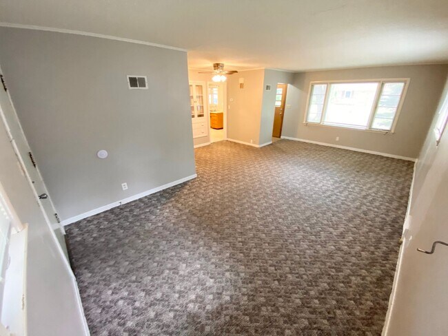 Foto del edificio - 3 Bed Home Near NDSU