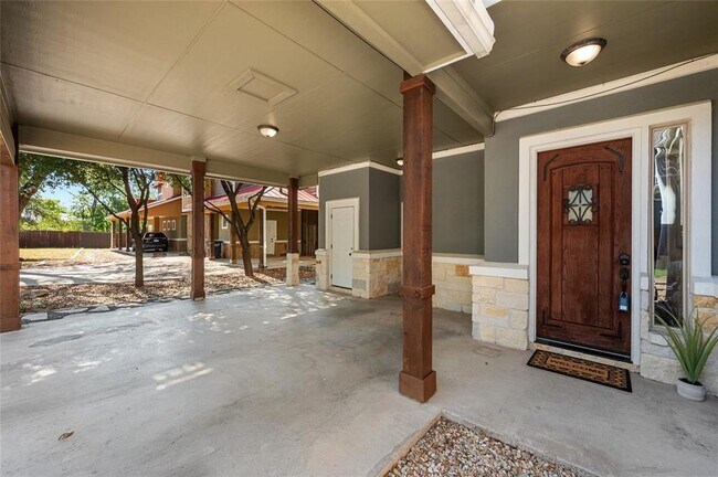 Foto del edificio - 1009 Taulbee Ln