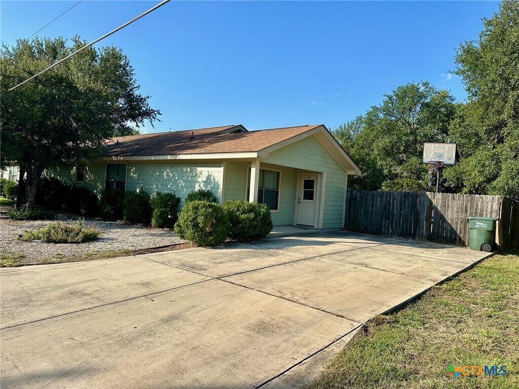 Foto principal - 1400 Clyde St