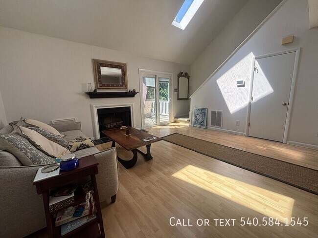 Foto del edificio - 5180 Winterberry Ct