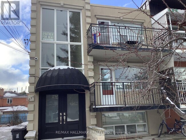 Building Photo - 237 Pannahill Rd