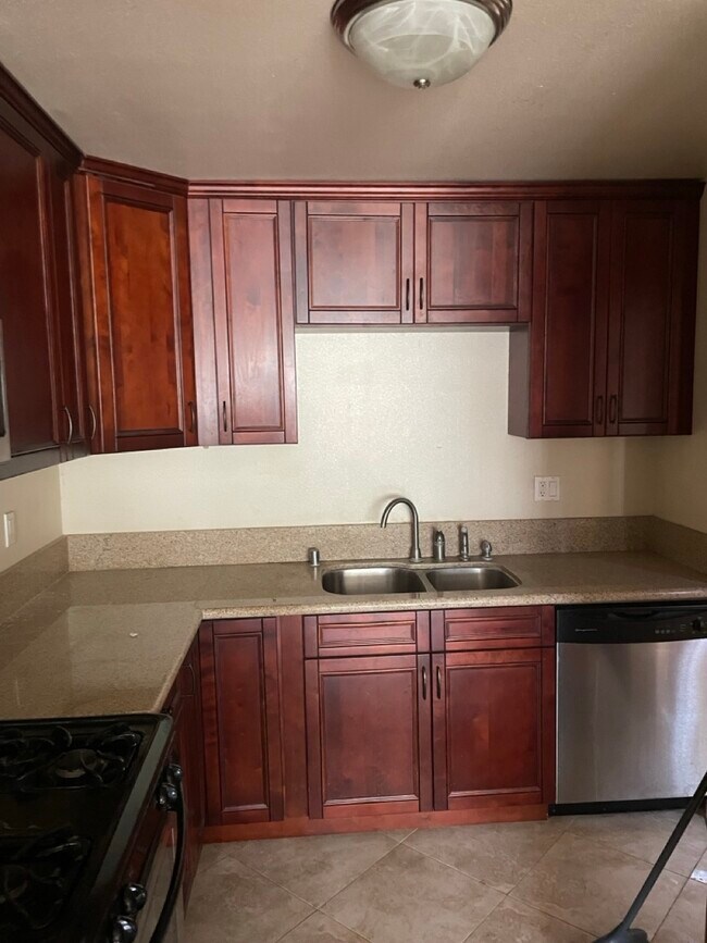 Foto del edificio - 11252 Peach Grove St