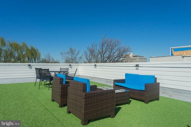 Foto del edificio - 1227 N 7th St